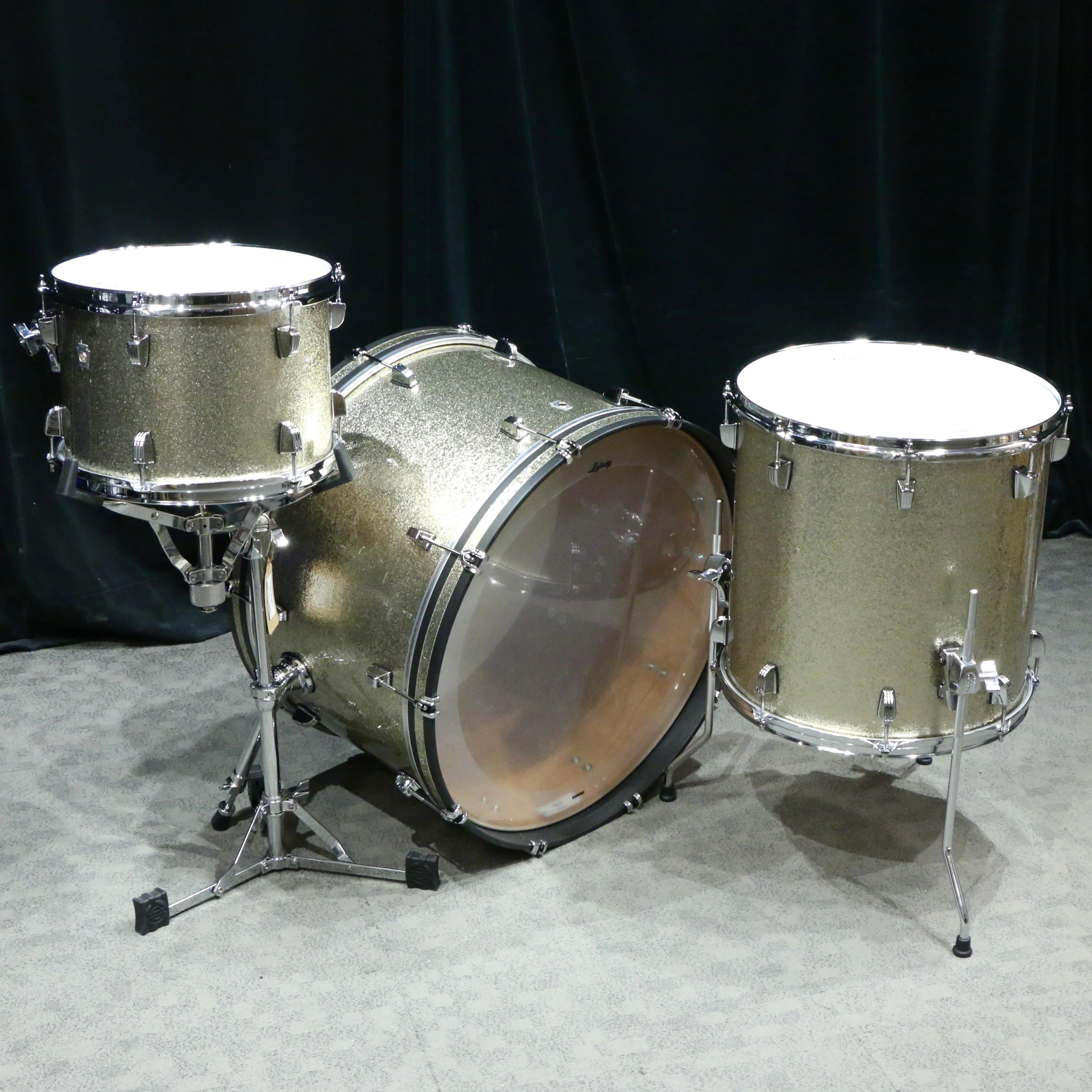 Ludwig NeuSonic Drum Kit 24-13-16in - Titanium Super Sparkle - Image 3