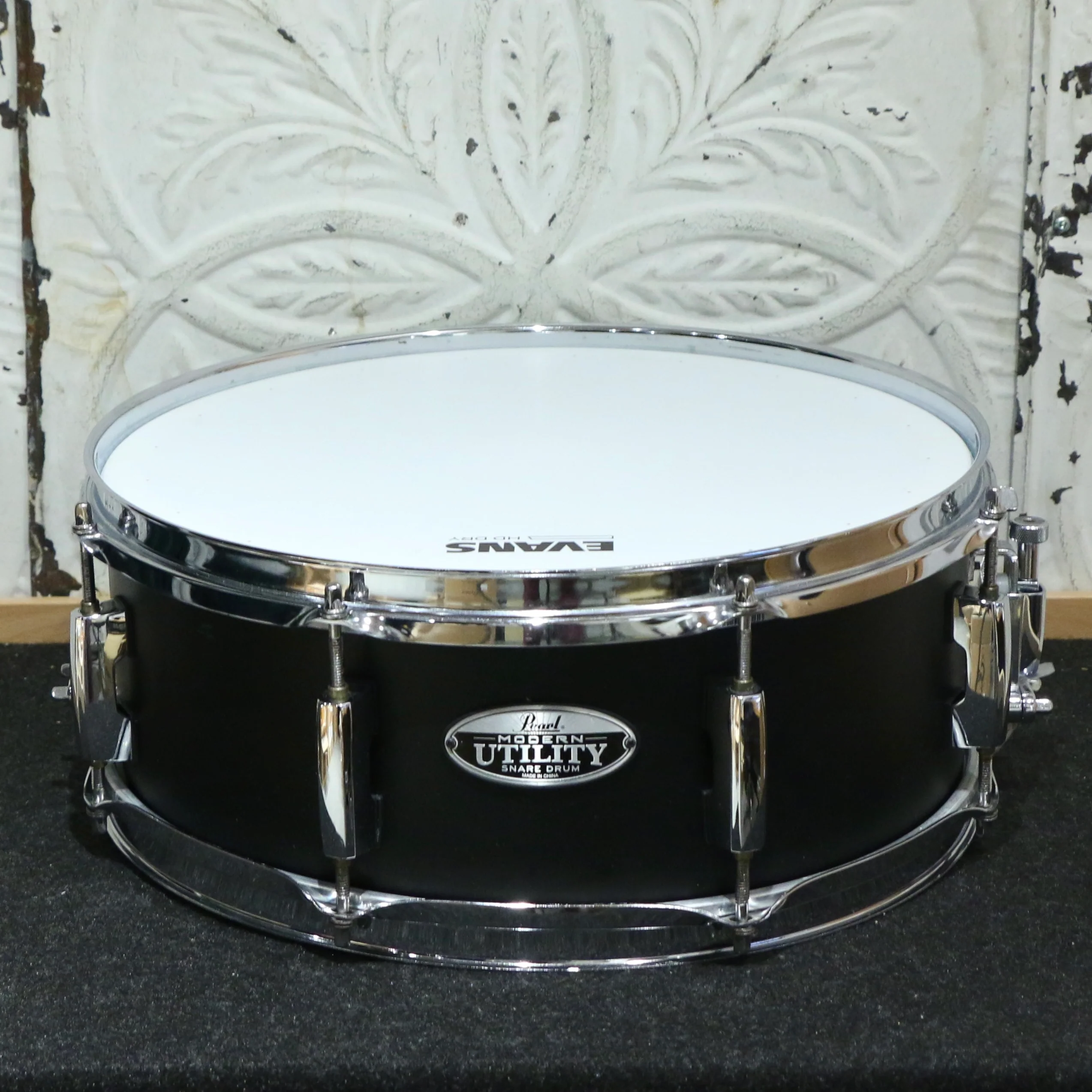 Used Pearl Modern Utility Snare Drum 14X5.5in