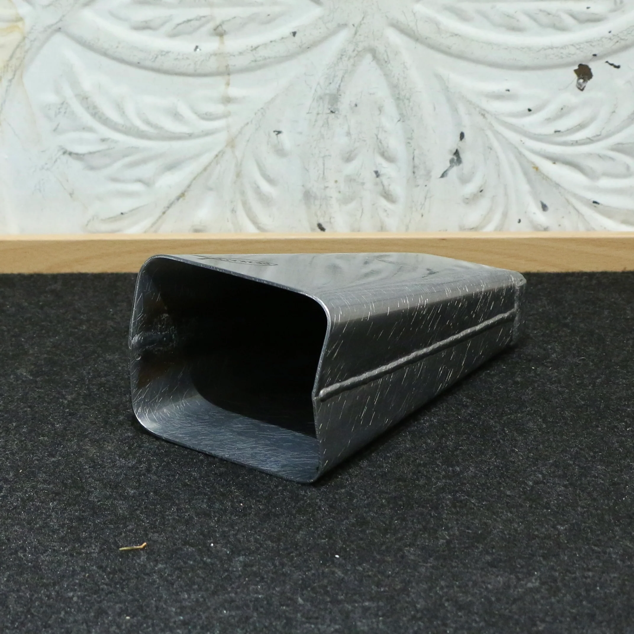 Pezkao J2 Cow Bell - handheld