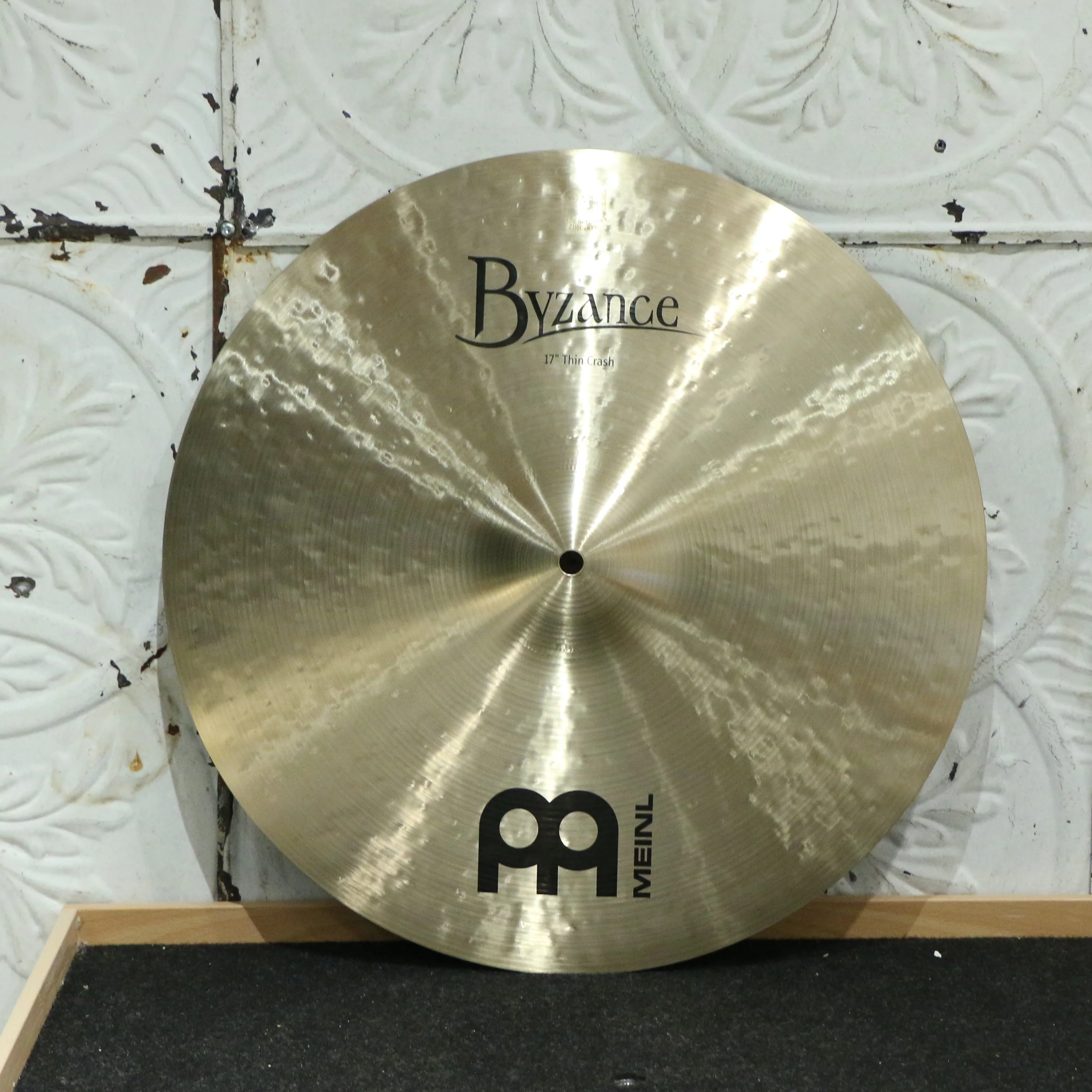 Meinl Byzance Traditional Thin Crash Cymbal 17in - HANDPICKED (1179g) - Image 2