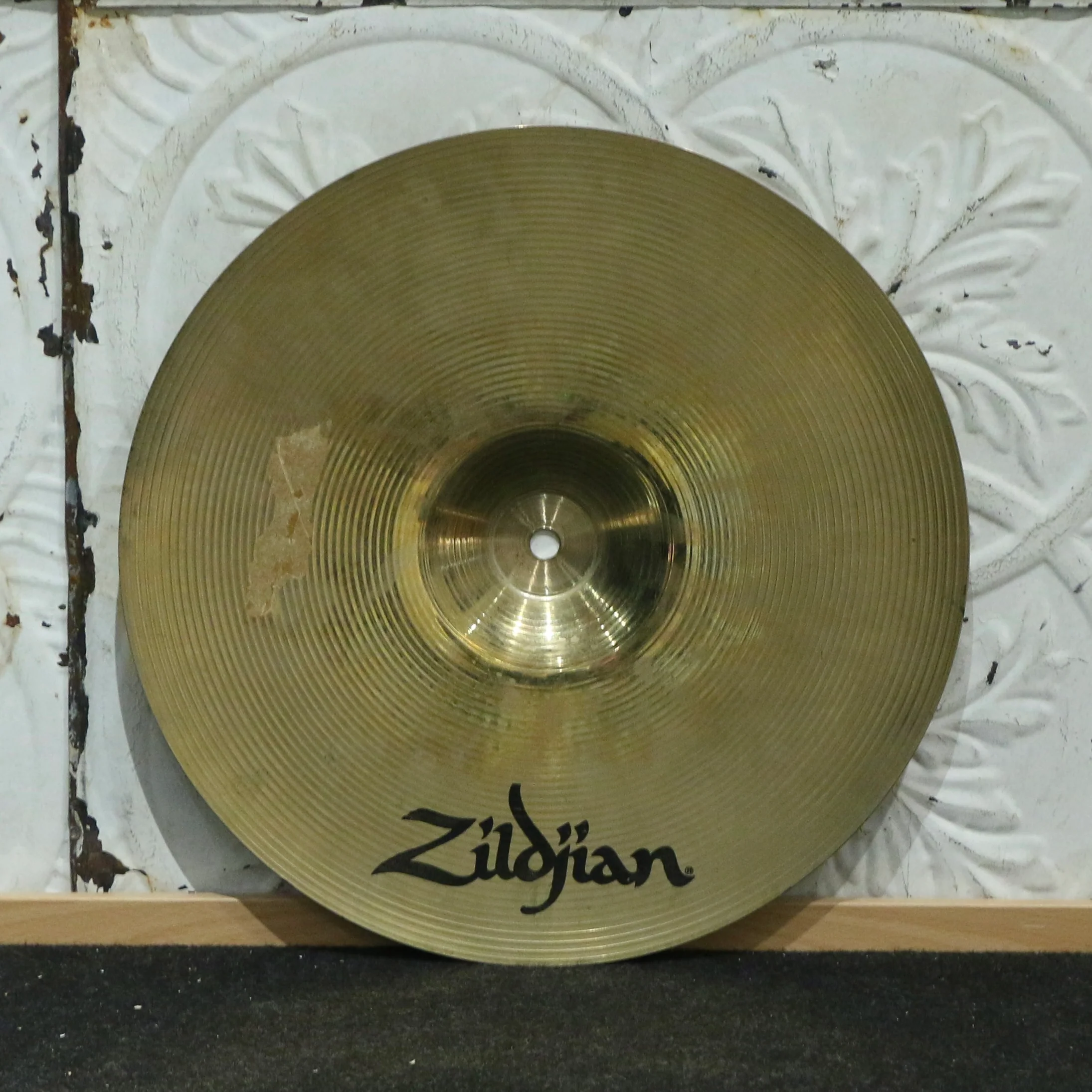 Used Zildjian Avedis Brilliant Crash Cymbal 14in (708g) - Image 2
