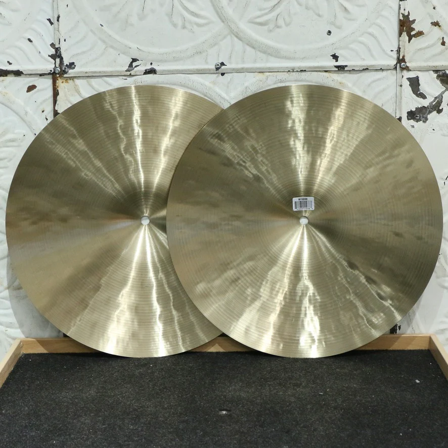 Meinl Byzance Traditional Extra Hammered Hi-Hat Cymbals 15in (1050/1348g) - Image 2