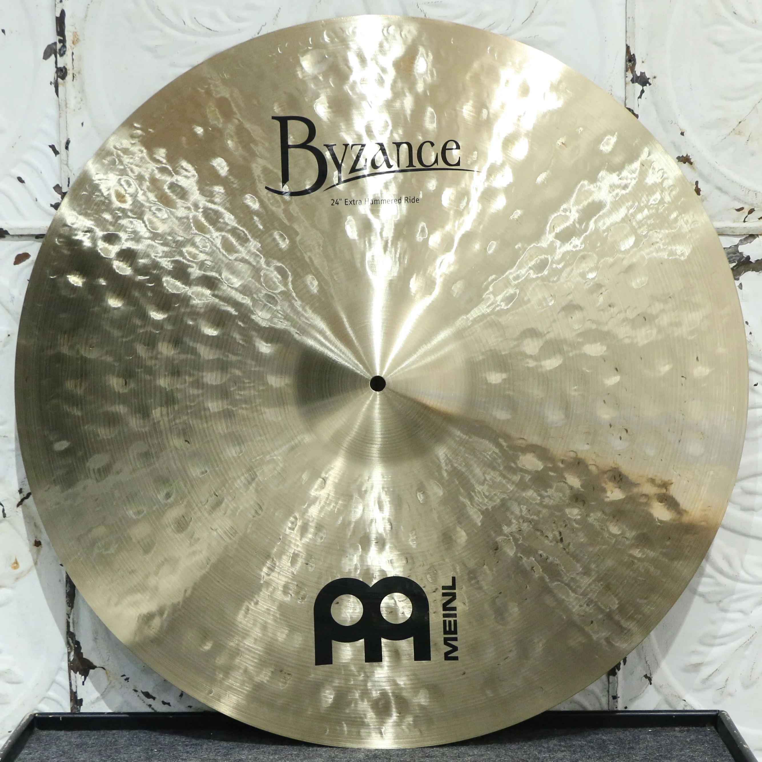 Meinl Byzance Traditional Extra Hammered Ride Cymbal 24in (3364g)
