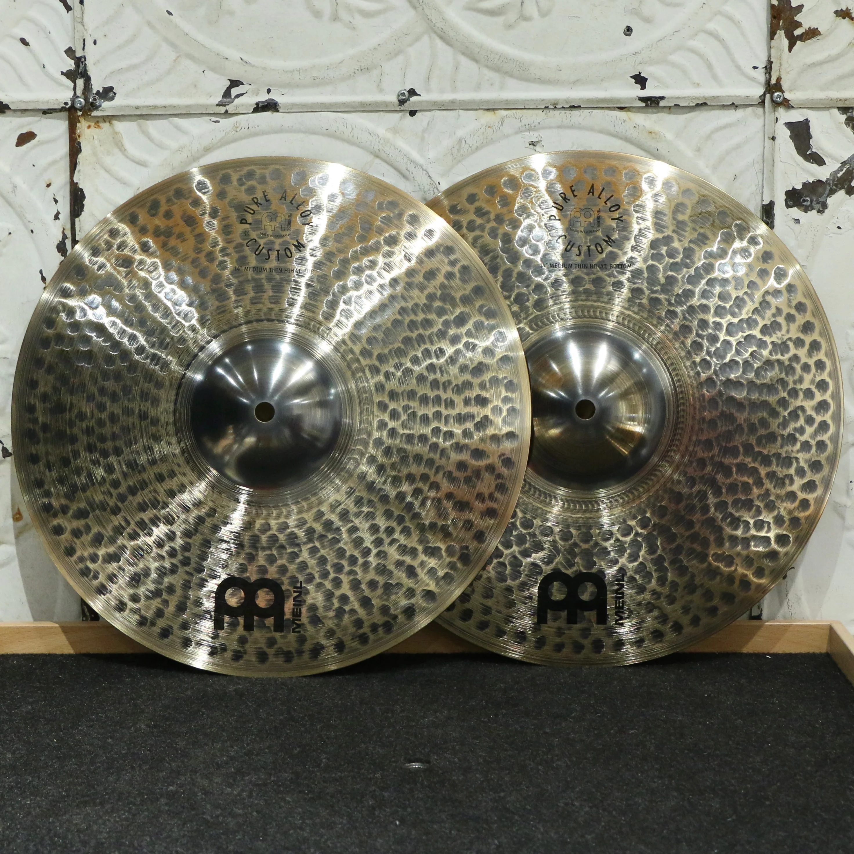 Pure Alloy Custom Medium Thin Hi-Hat Cymbals 14in (960/1092g)