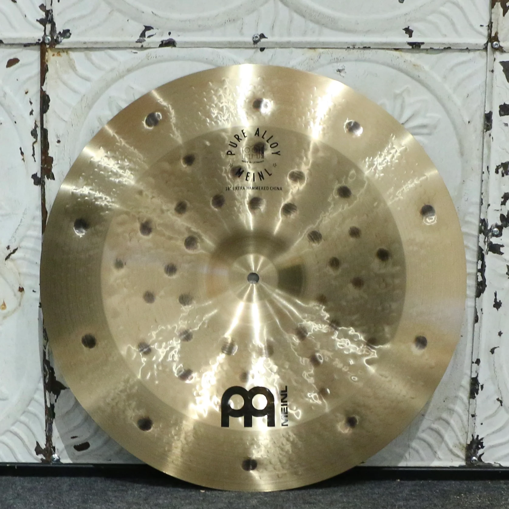 Meinl Pure Alloy Extra Hammered Chinese Cymbal 18in (1074g) - Image 2