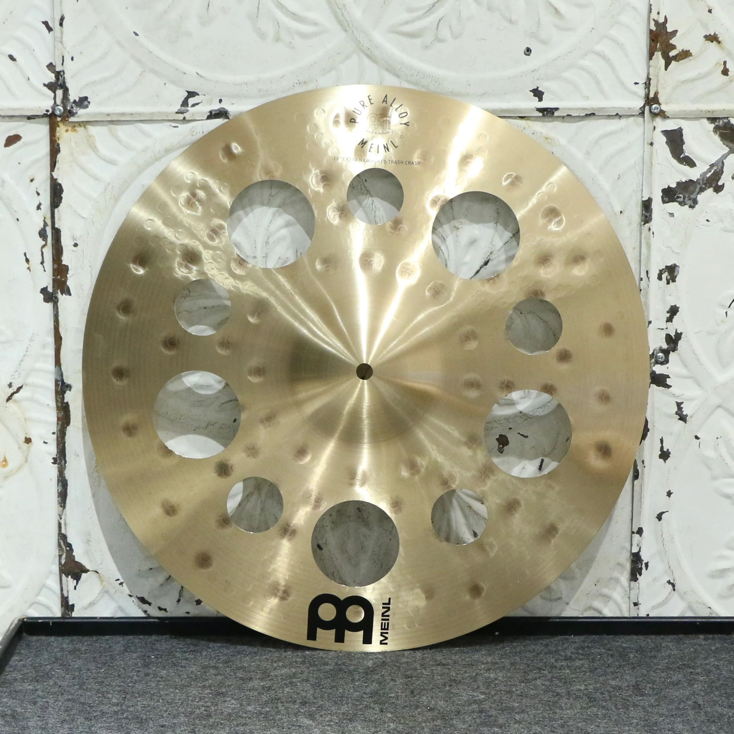 Meinl Pure Alloy Extra Hammered Trash Crash Cymbal 18in (1029g)