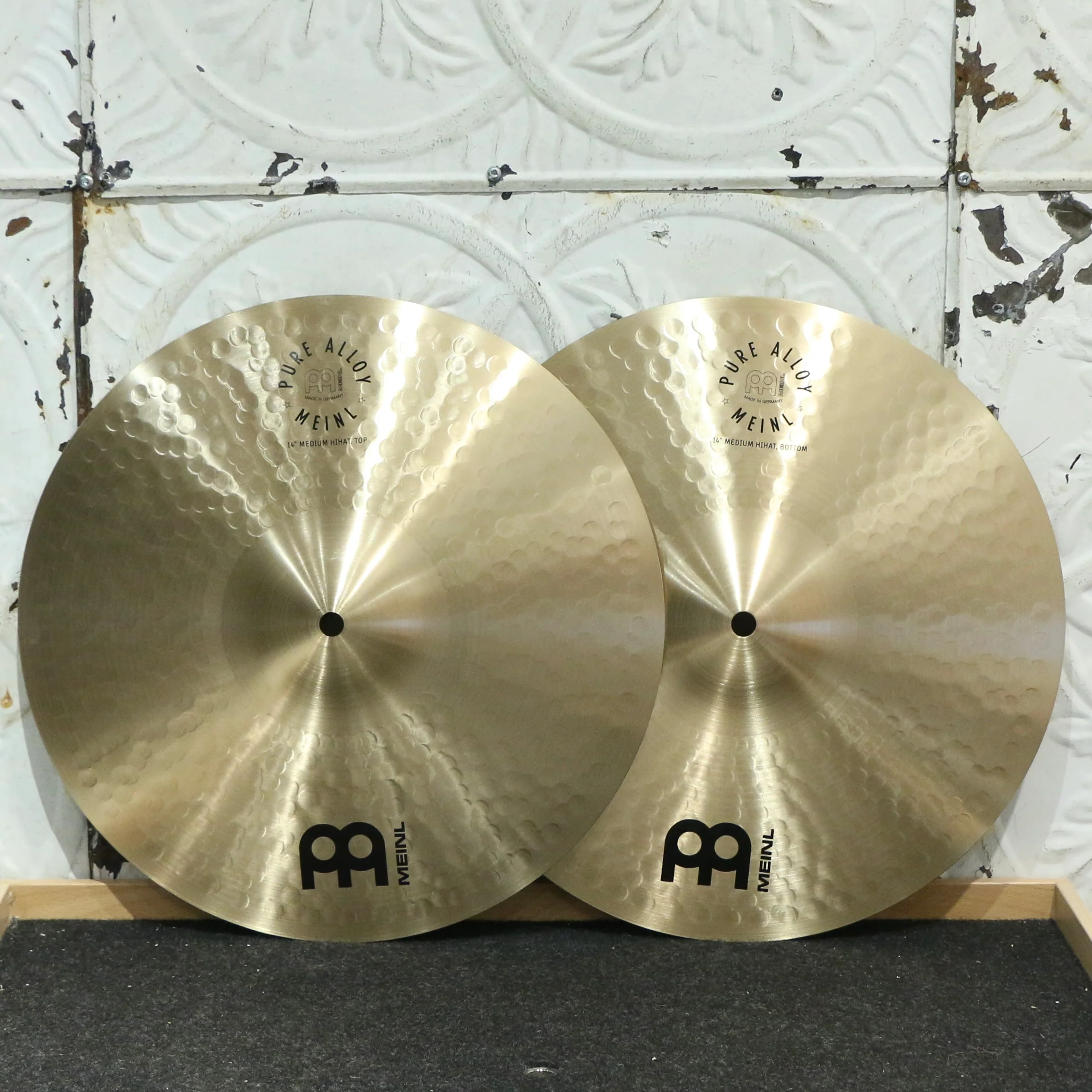 Meinl Pure Alloy Medium Hi-Hat Cymbals 14in (996/1148g)