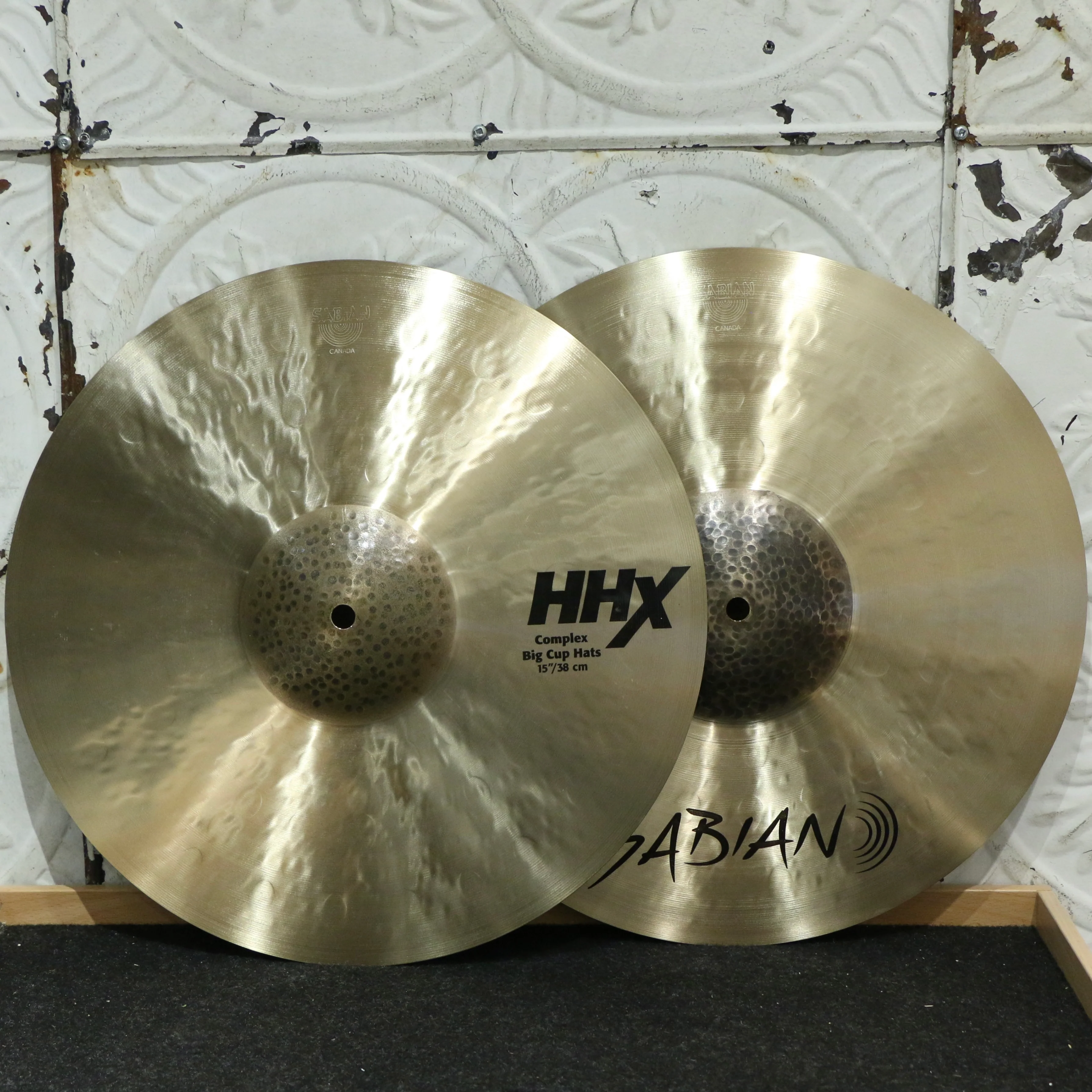 Sabian HHX Complex Medium Big Cup Hi-Hat Cymbals 15in (1096/1466g)