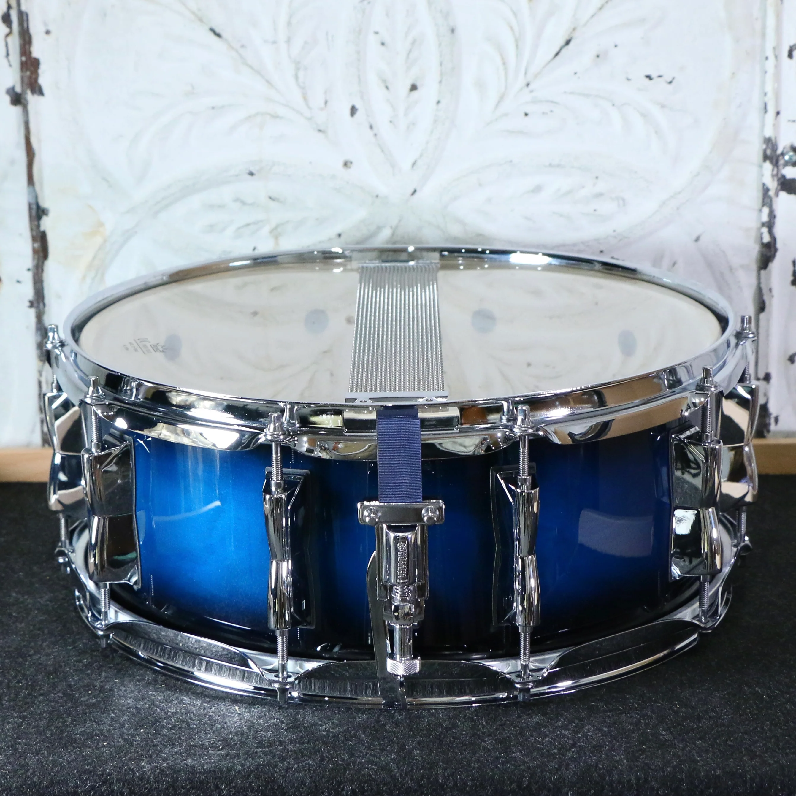 Yamaha Stage Custom Snare Drum 14X5.5in - Deep Blue Sunburst - Image 2