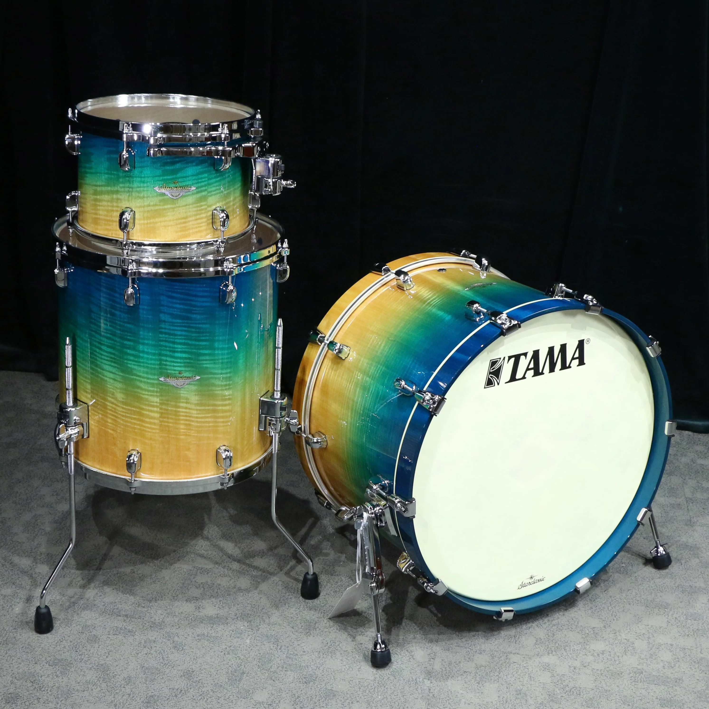 TAMA Starclassic Maple Drumkit 22X14, 12X8, 16X16 - Marine Shoreline Movingui Fade