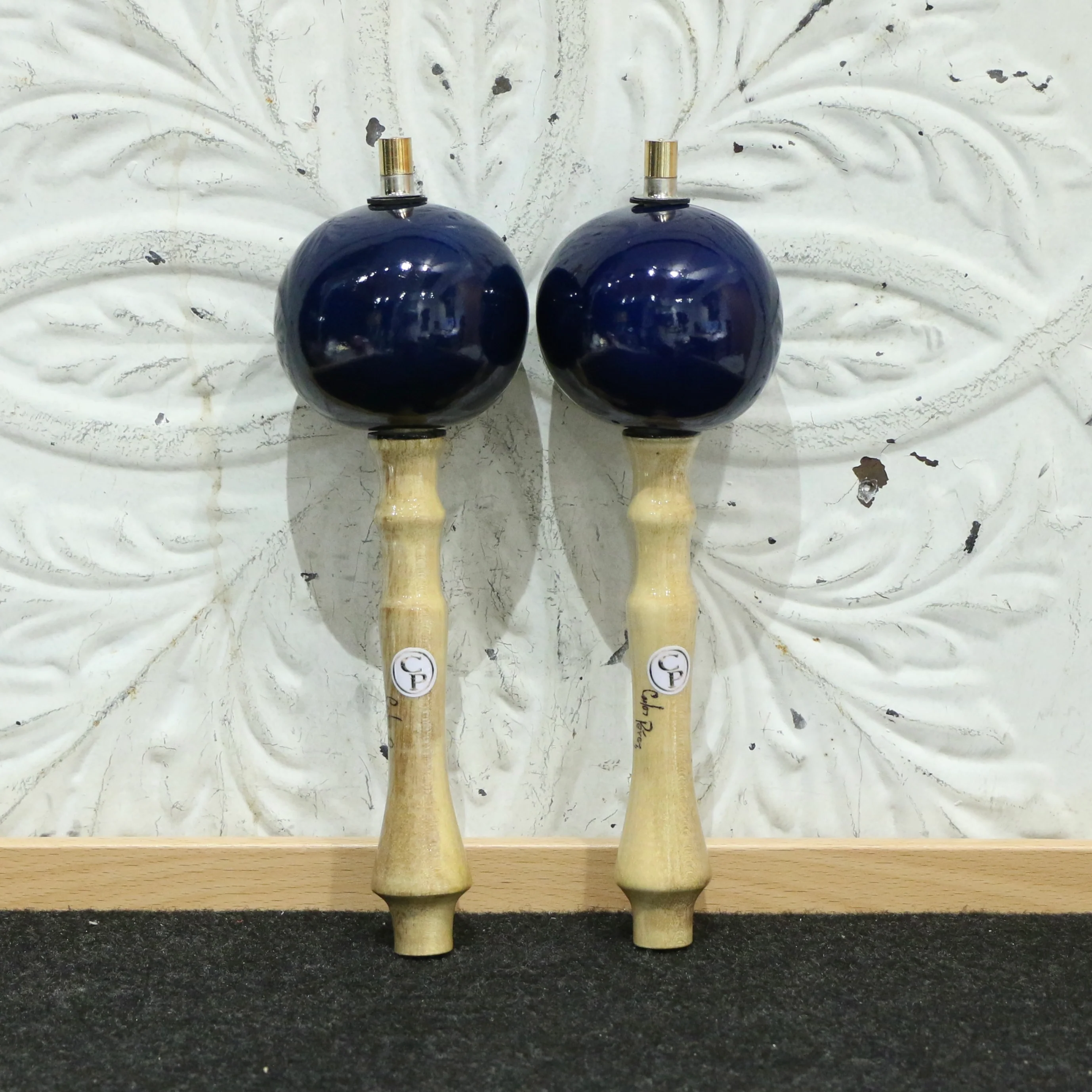 Traditional Venezuelan CP Llanera Maracas