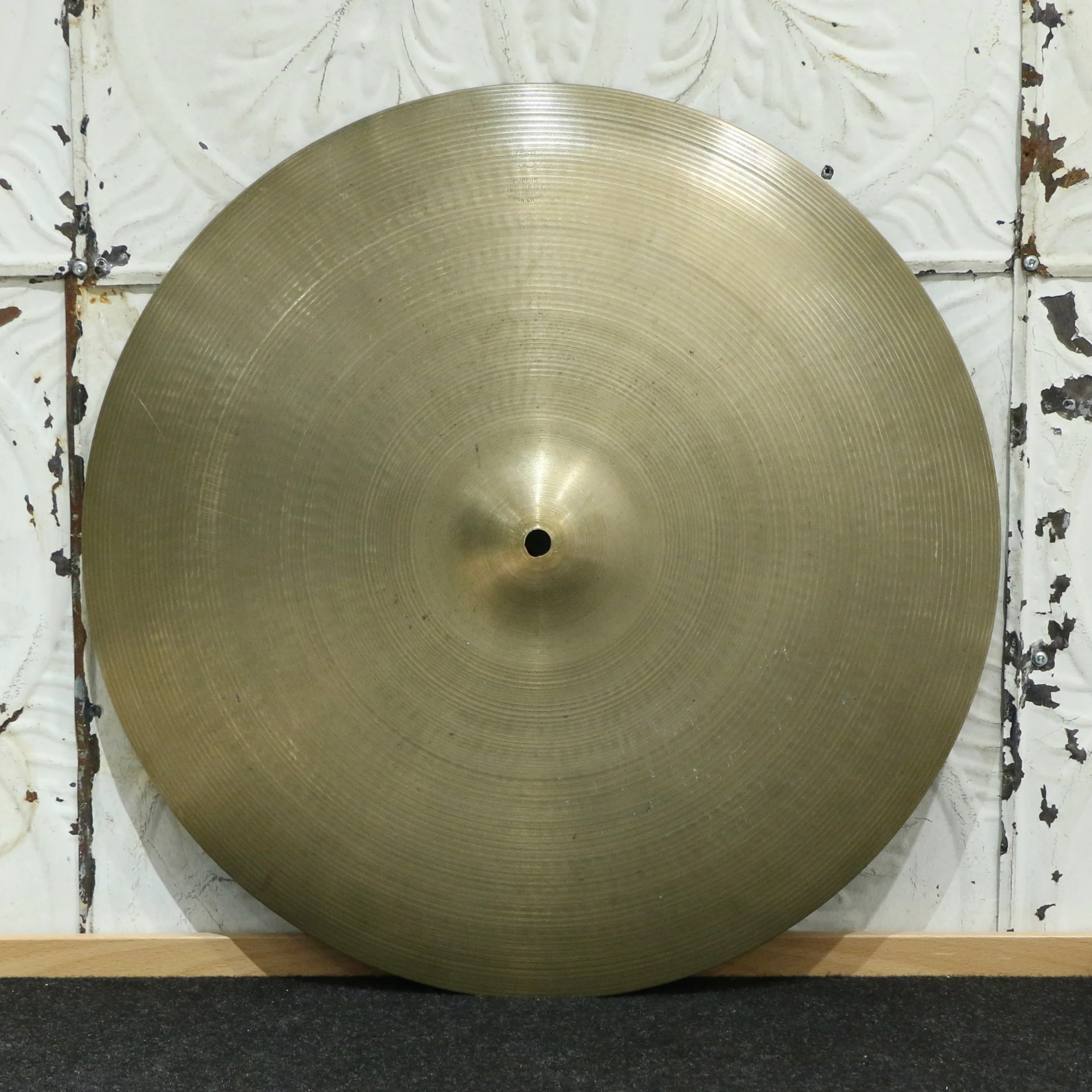 Used Zildjian Avedis Ride Cymbal 18in (1826g)
