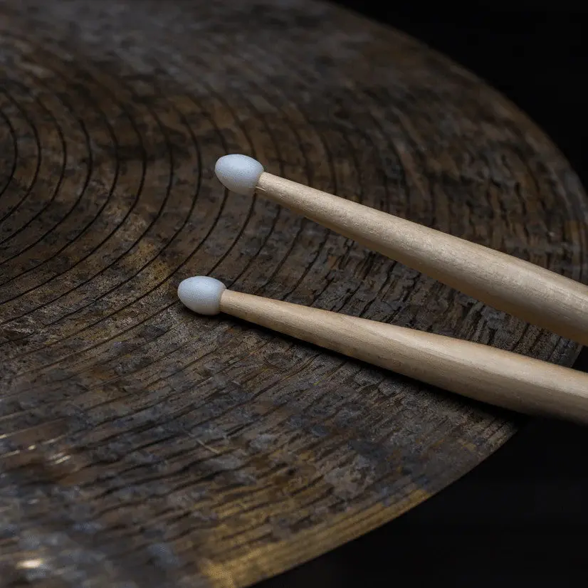 Vic Firth 2B Drum Sticks - nylon - Image 2