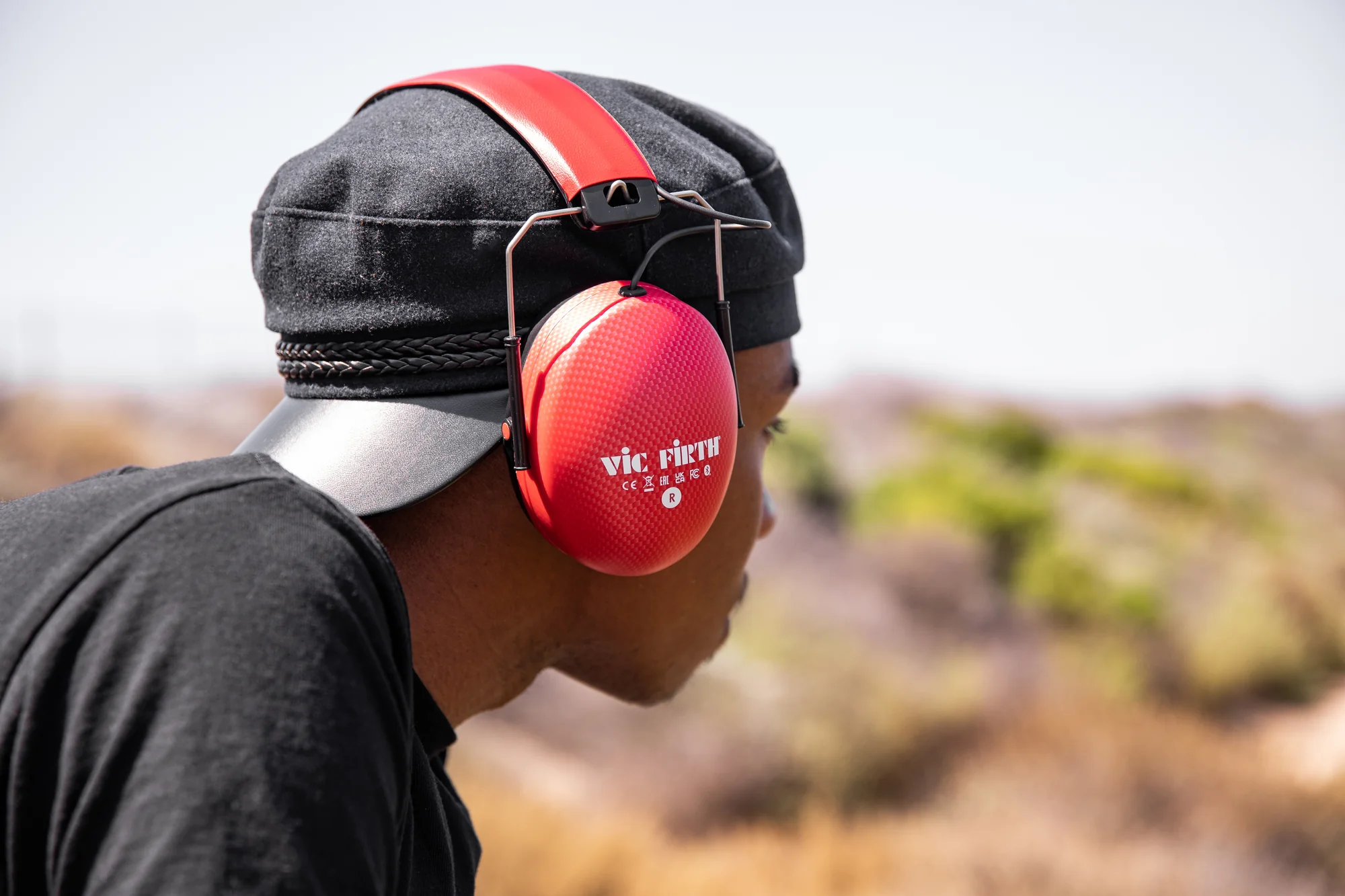 Vic Firth Bluetooth Isolation Headphones - Image 3