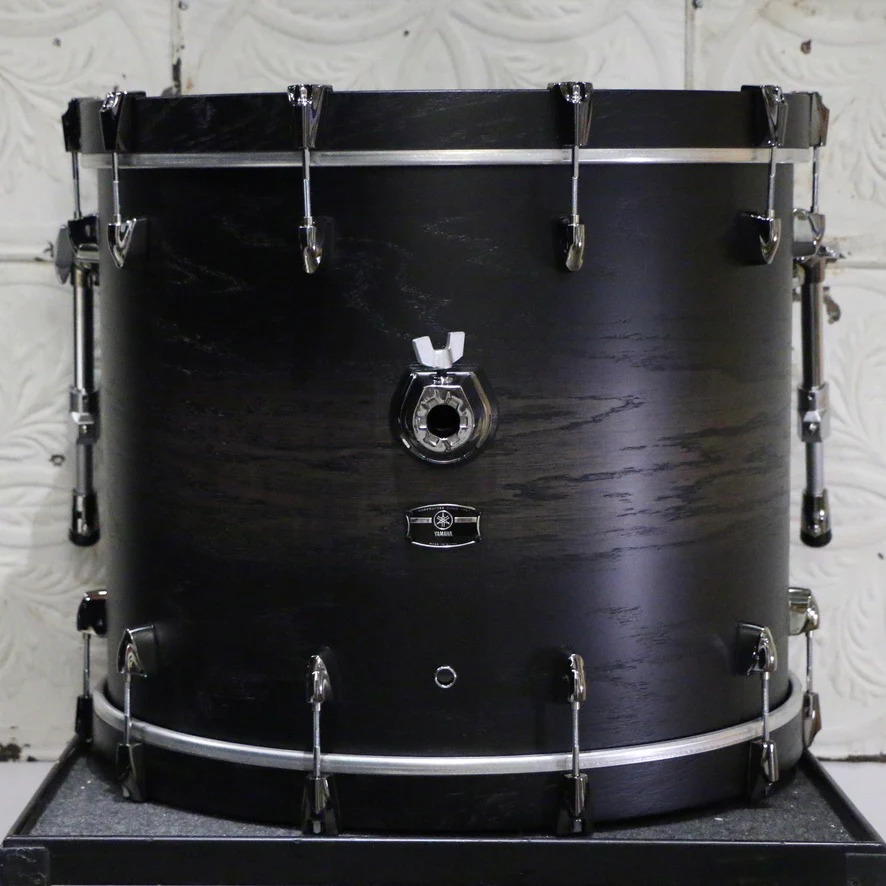 Yamaha Live Oak Hybrid Drums 22-10-12-16in Uzu Charcoal Sunburst - Image 6